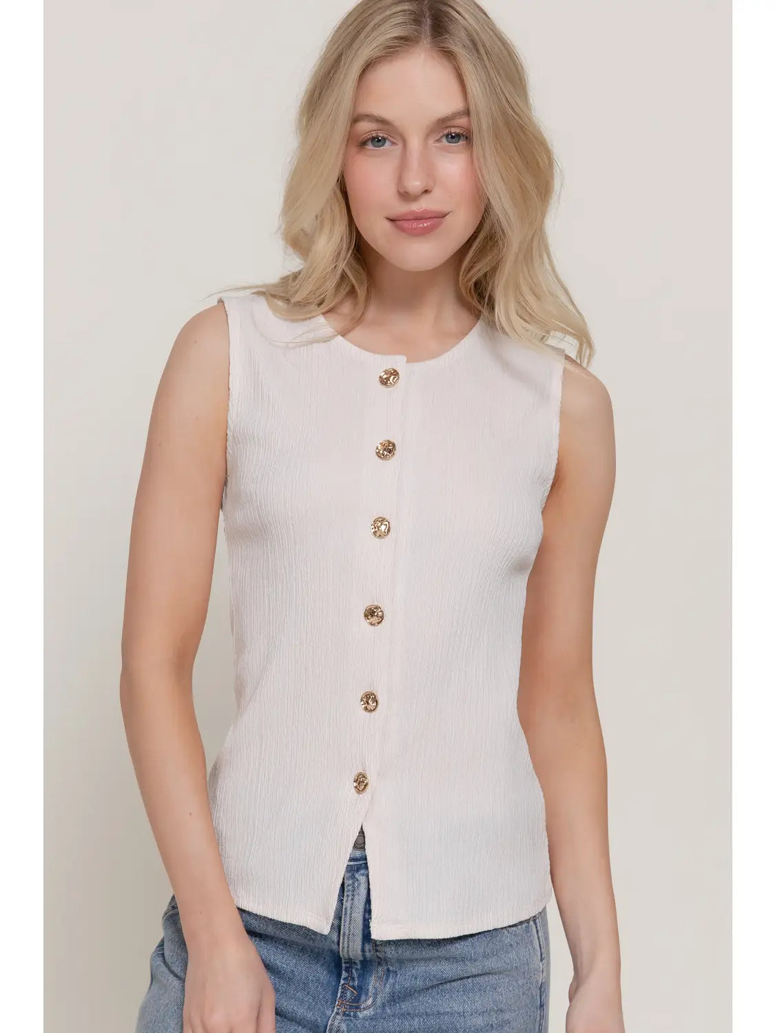 Sleeveless Texture Knit Vest-White