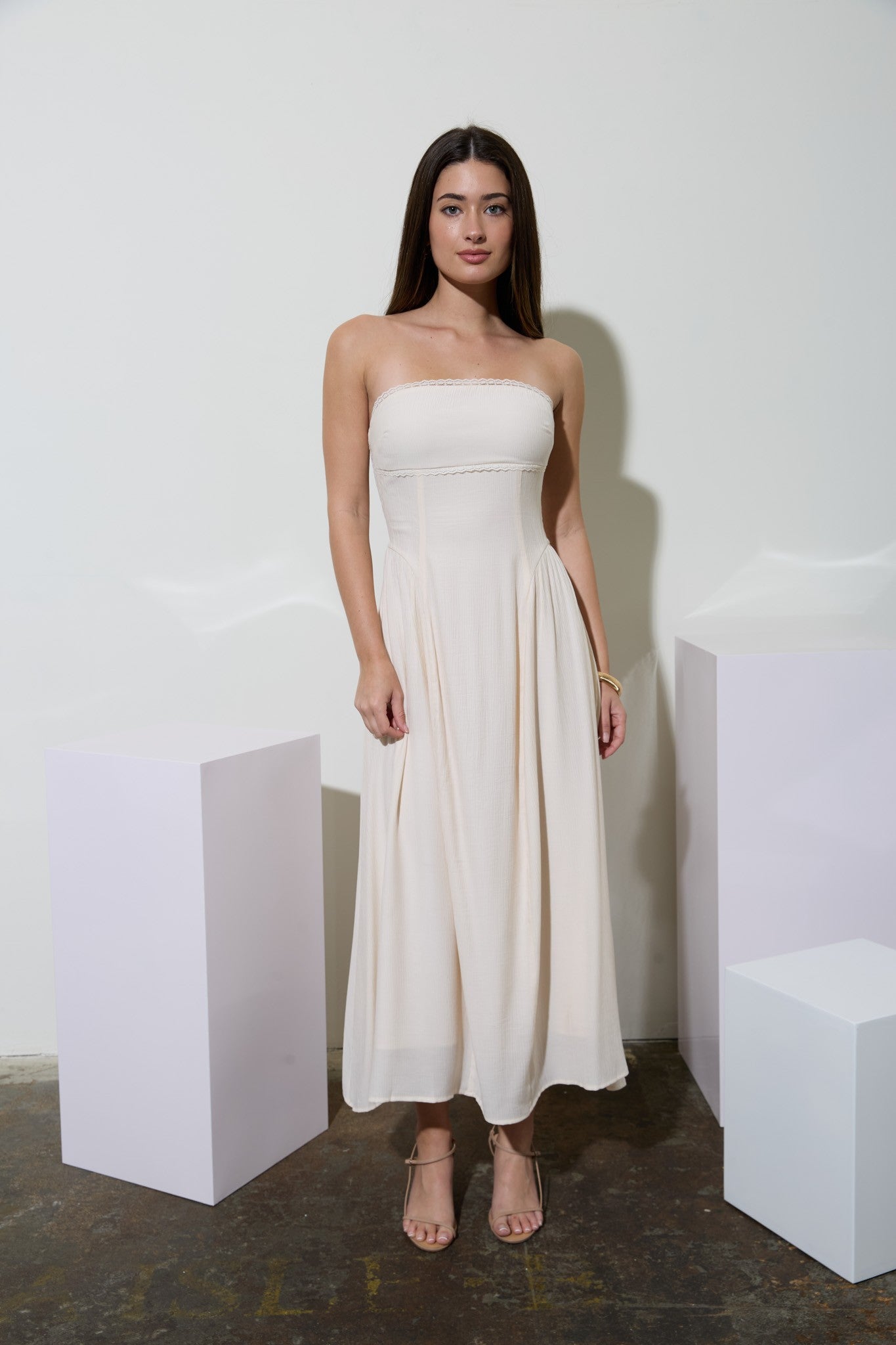 Betty Lace Trim Strapless Maxi